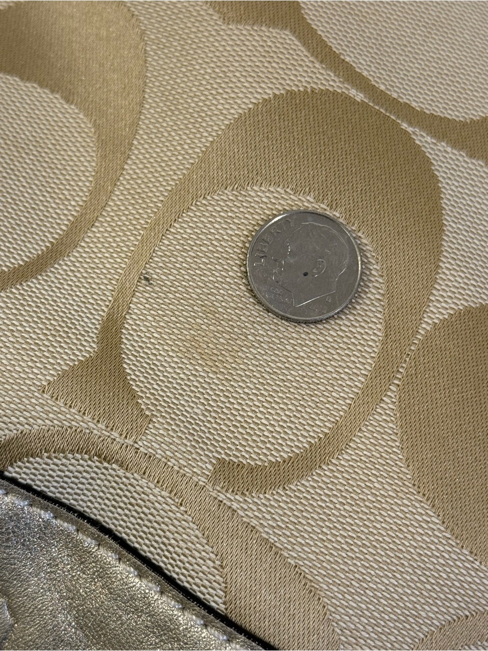 Coach Zoe Signature Khaki Gold Jacquard Canvas Hobo Shoulder Bag Purse Y2K - Picture 15 of 15